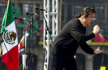 Biografía de Raúl Martell: Cantautor Mexicano Comprometido con la Música Social